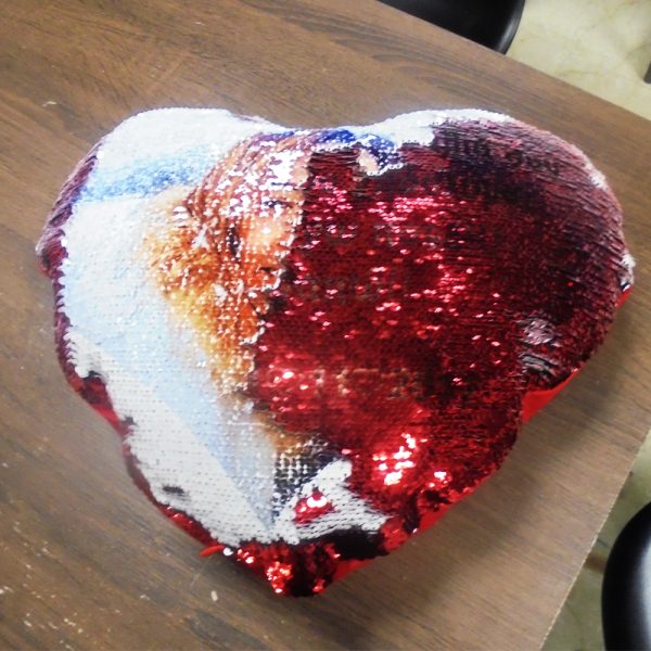 Μαξιλάρι καρδιά μαγικό με εκτύπωση που αλλάζει χρώμα