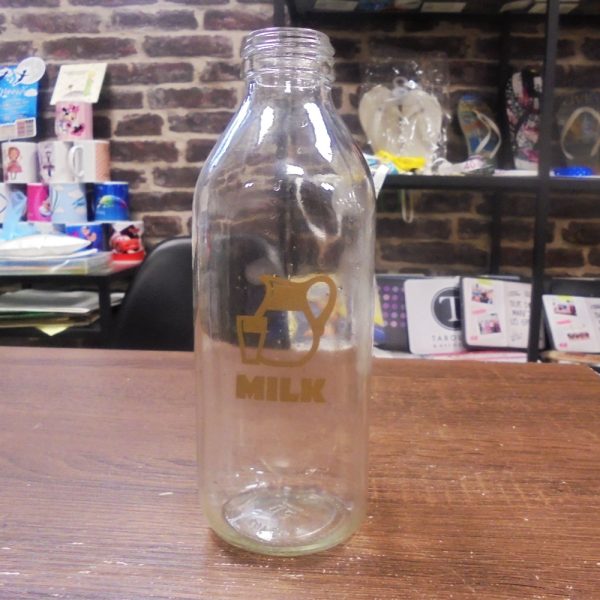 Εκτύπωση σε μπουκάλια γυάλινα με λογότυπο