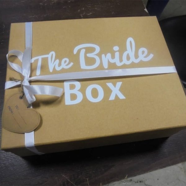 Bride box με προσωποποιημένα δώρα γάμου