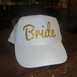 Λευκά καπέλα για γάμο