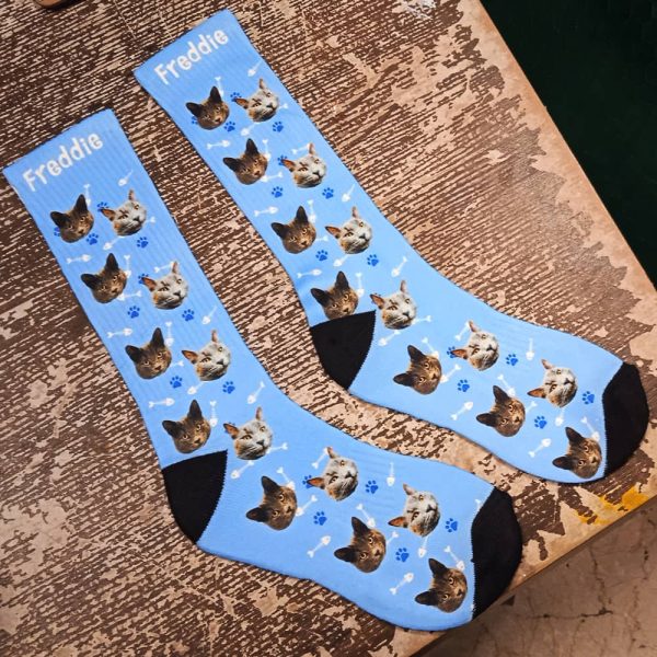Γαλάζιες κάλτσες με εκτύπωση