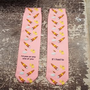 Ροζ κάλτσες με εκτύπωση
